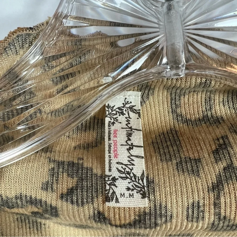 Free People Leopard Print Long Sleeve Top - Picture 8 of 9